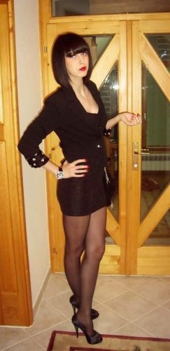 Altunizade Eve Gelen Talebe Esmer Escort Bayan Hamiyet