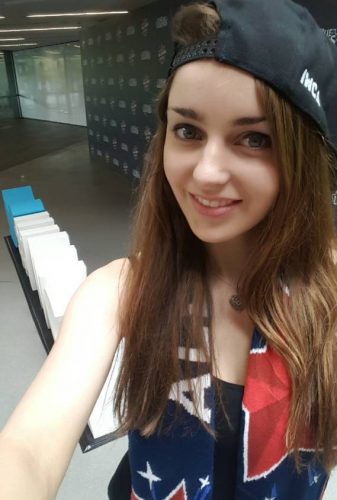 Altunizade Büroda Oral Yapan Üniversiteli Escort Bayan Semra